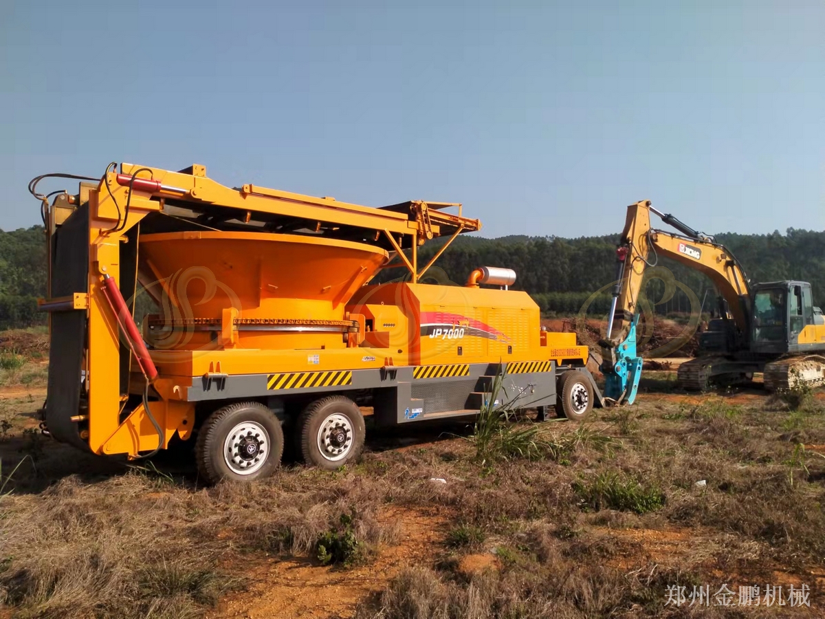 郑州金鹏大型树根粉碎机JP7000配置与选型参考应用现场